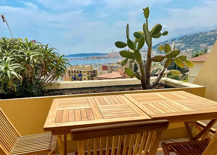 Mansfield Vue Carte Postale Terrasse Piscine 2 * Menton