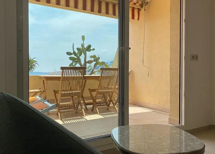 Mansfield Vue Carte Postale Terrasse Piscine 2 *