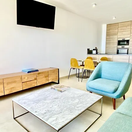 Mansfield Vue Carte Postale Terrasse Piscine 2 芒通