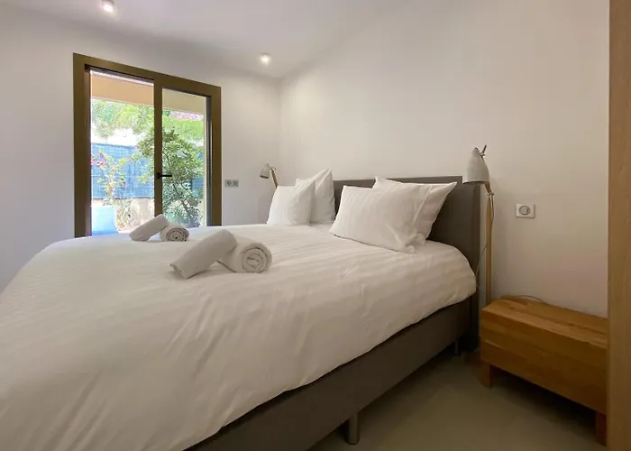 Mansfield Vue Carte Postale Terrasse Piscine 2 *