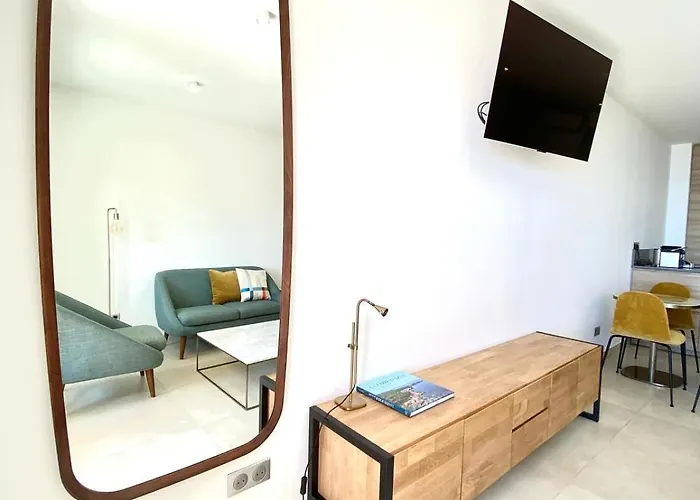 Mansfield Vue Carte Postale Terrasse Piscine 2 Apartmán *